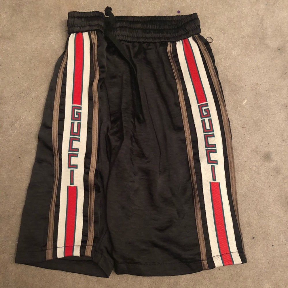 gucci shorts